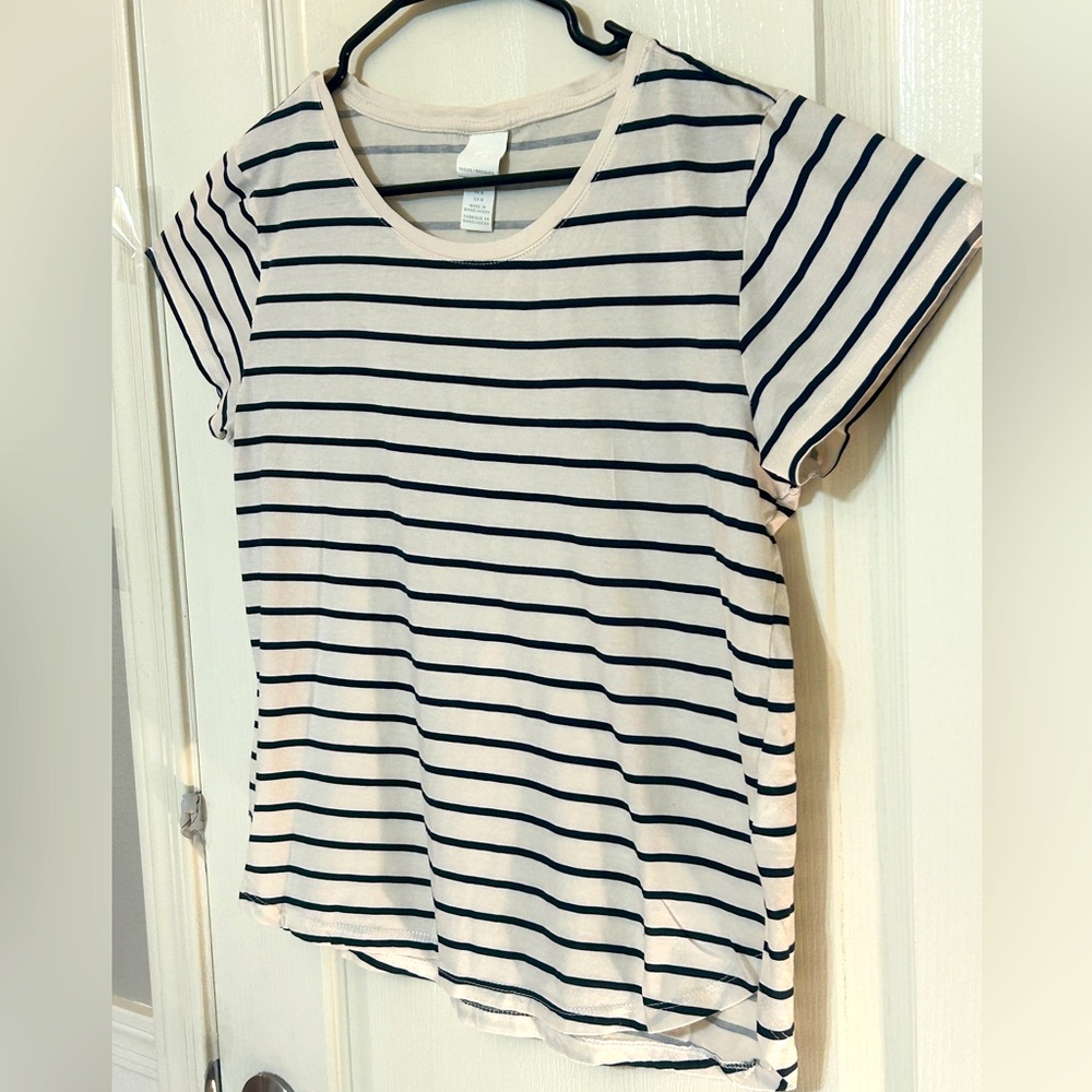 H&M medium Women’s T-Shirt, stripped